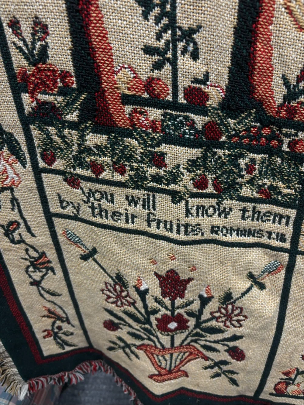 Vintage Goodwin Weavers Classic  Fruit Basket Tapestry Throw Blanket